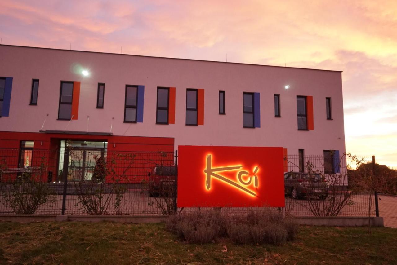 Koi Restaurant And Guest House Żory Extérieur photo